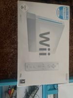 Wii-Bundel  mit 7 spielen 2 controler und 2 joisticks Düsseldorf - Lichtenbroich Vorschau