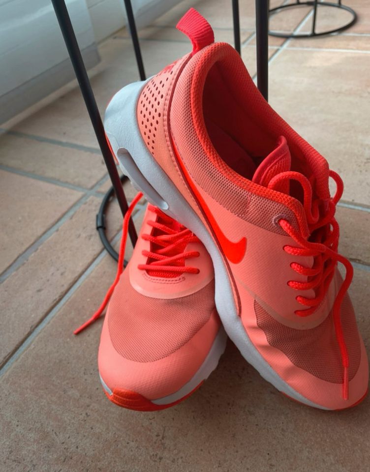 Nike Schuhe Neon orange Größe 38,5 in Hemer