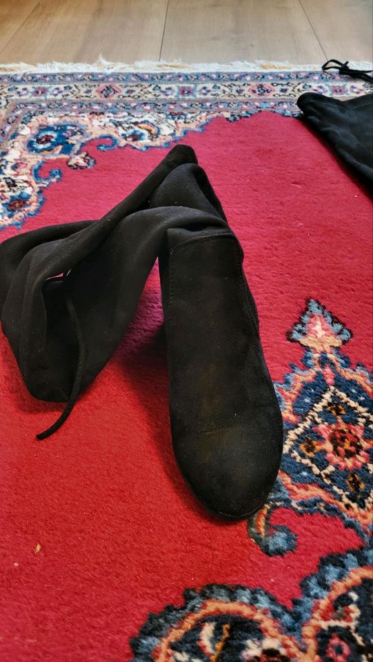 Overknee Stiefel gebraucht in Bissendorf