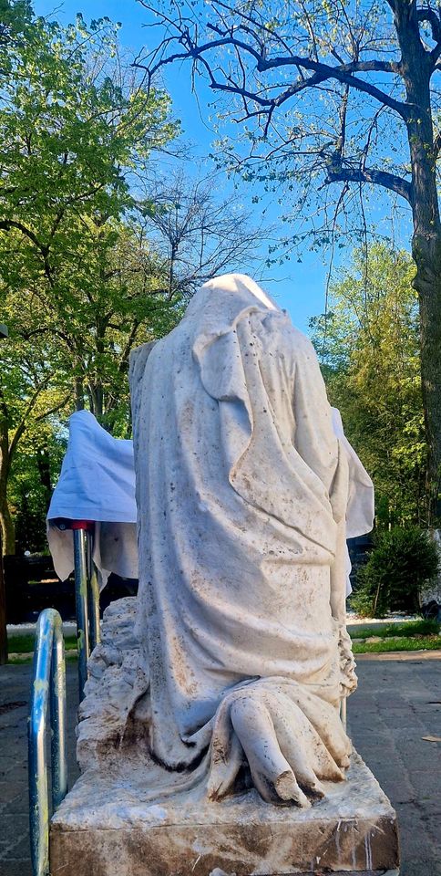 Marmor Steinfigur ,,Maria,, in Tangermünde