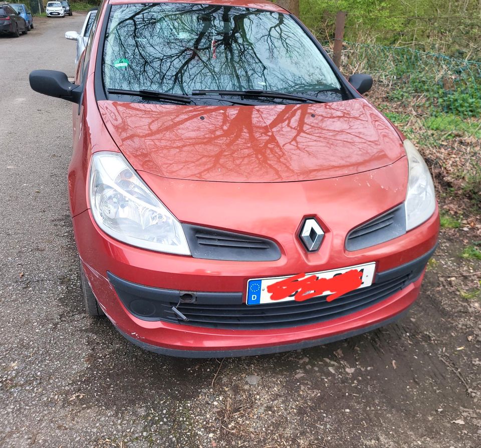 Renault Clio in Düren