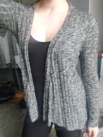 Neu Bershka Jacke Cardigan grau weiß schwarz S 36 Kapuze Köln - Zollstock Vorschau