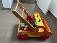 Spielzeugautos aus Metall im großen, Holzwagen (Lauflernwagen) Hadern - Blumenau Vorschau