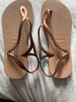 Havaianas Größe 36 gold wie neu flip flop zehentrenner Hessen - Offenbach Vorschau