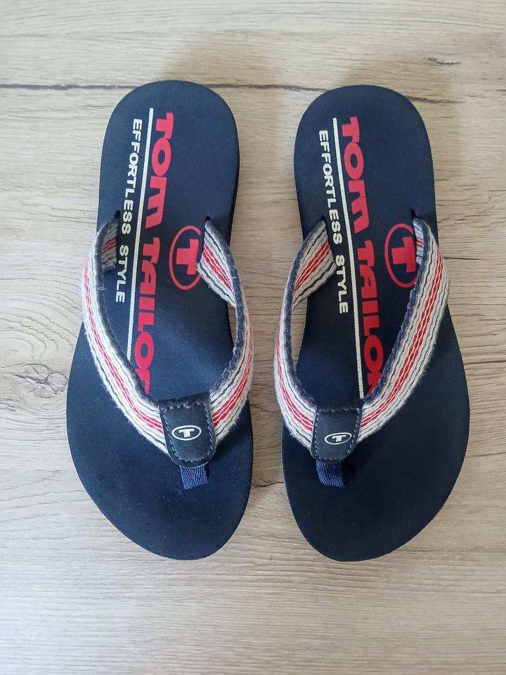 Tom Tailor Zehentrenner Flip Flops Badelatschen Größe 34 in Dresden