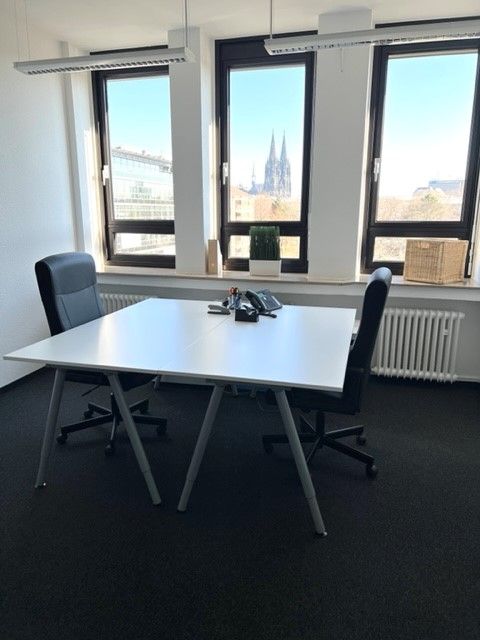 Büro mit traumhafter Aussicht in Köln