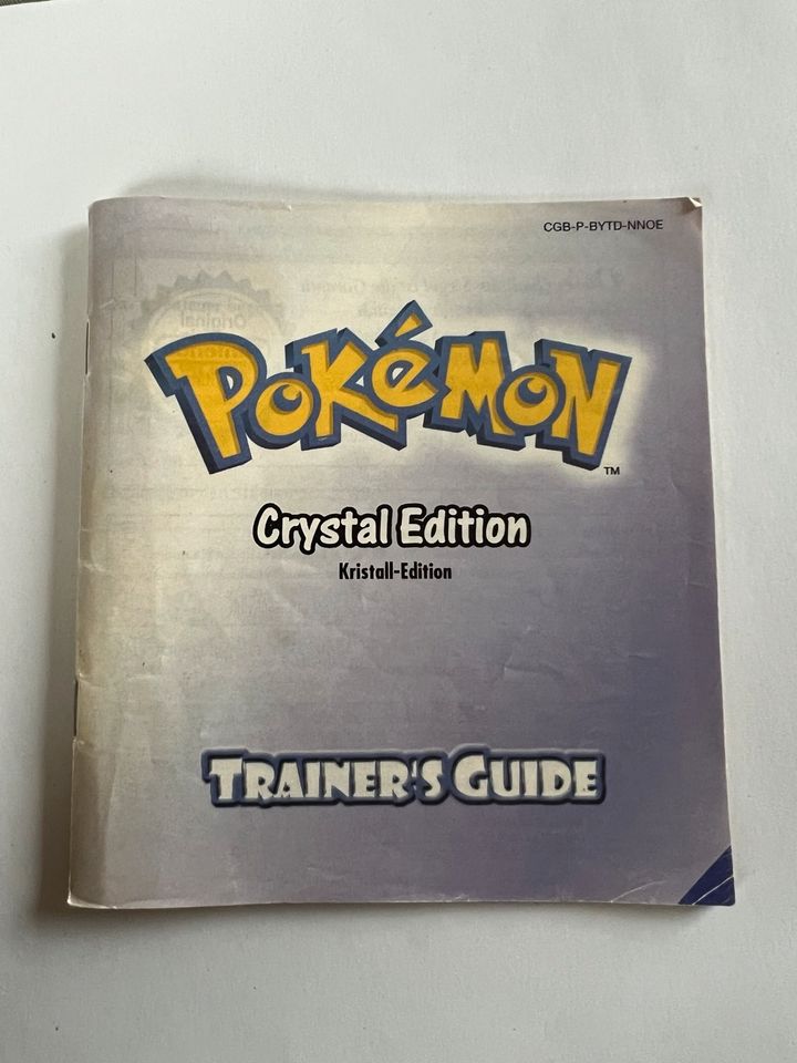 Pokémon Crystal / Kristall Edition + Trainers Guide / Anleitung in Eußenheim