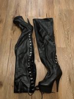 Overknees Stiefel schwarz geschnürt Größe 38 Bonn - Bonn-Zentrum Vorschau