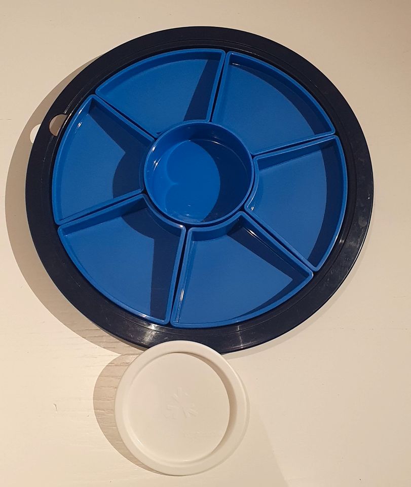Tupperware "Schlemmer-Runde"/Serviertablett/Rondell,Preludio,blau in Schieder-Schwalenberg