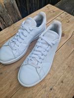 Adidas Turnschuhe  Gr. 41 US Gr.8 in weiß Bayern - Landau a d Isar Vorschau