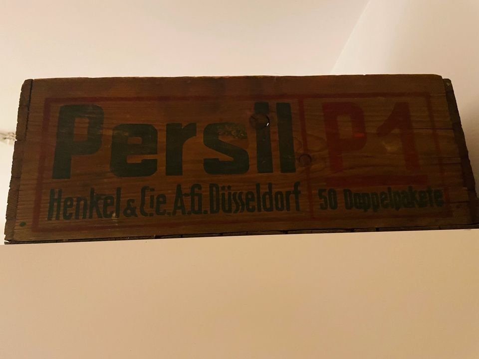 Persil Kiste in Hamburg