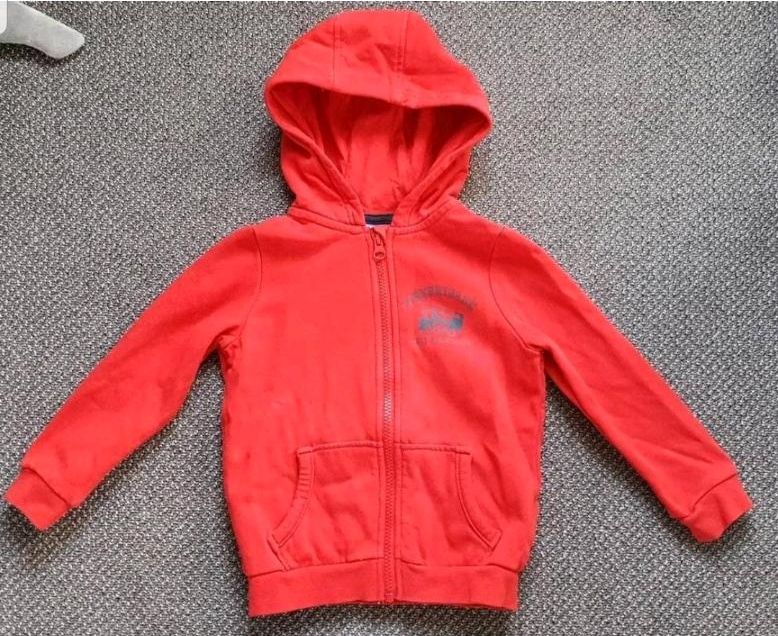 Lupilu Sweatjacke / Strickjacke / leichte Jacke, Größe 98/104 in  Sachsen-Anhalt - Halle | Babykleidung Größe 98 kaufen | eBay Kleinanzeigen  ist jetzt Kleinanzeigen