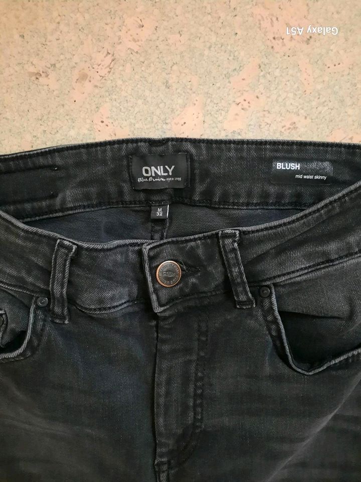 Only jeans schwarz Blush mid waist skinny  M 32 in Kirschau