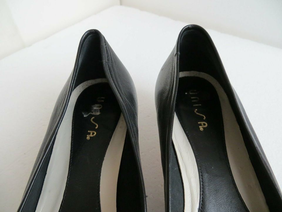 Schuhe UNISA ,schwarz,Gr.41,Leder,gebr.guter Zustand,zzgl.Versand in Dettingen an der Erms