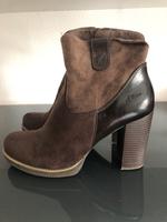 s.Oliver Stiefeletten Stiefel Boots Dunkelbraun Wildleder Gr. 41 Saarland - Eppelborn Vorschau