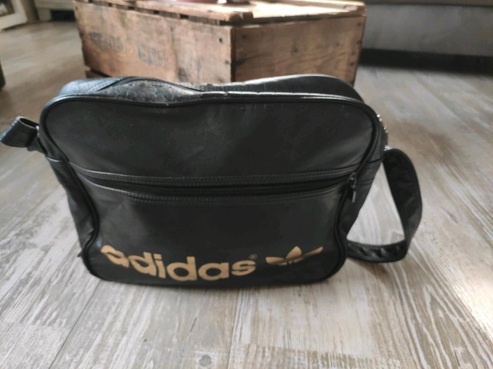 Adidas Retro Sport Tasche in Upgant-Schott