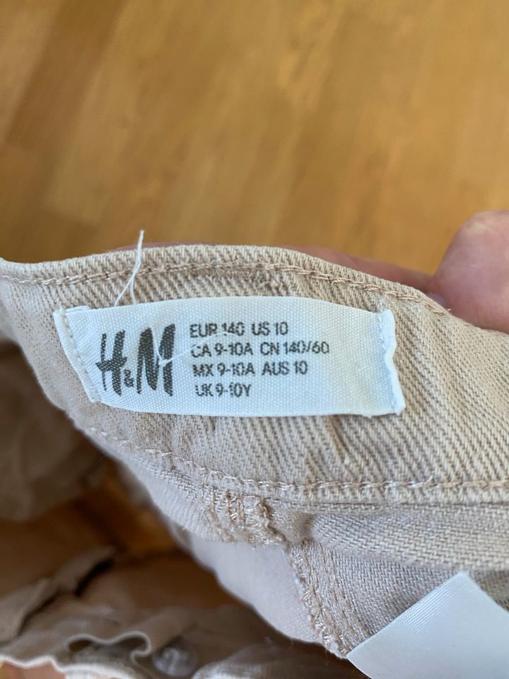 H&M Jeanstock 134 Top in Frankfurt am Main