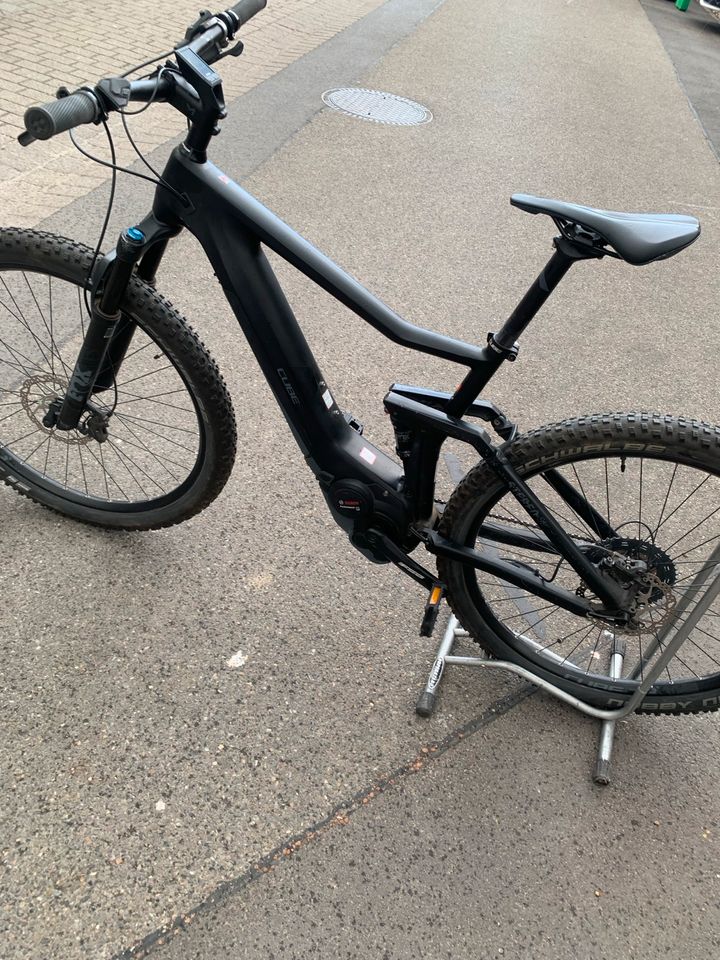 Cube Stereo Hybrid Carbon Fox in Wolfschlugen