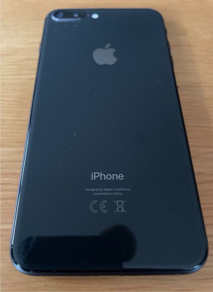 iPhone 8 Plus 256 GB in sehr gutem gebrauchten Zustand in Langenargen