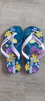 Ipanema Flip Flops blau mit Blumen Größe 27 Niedersachsen - Burgdorf Vorschau