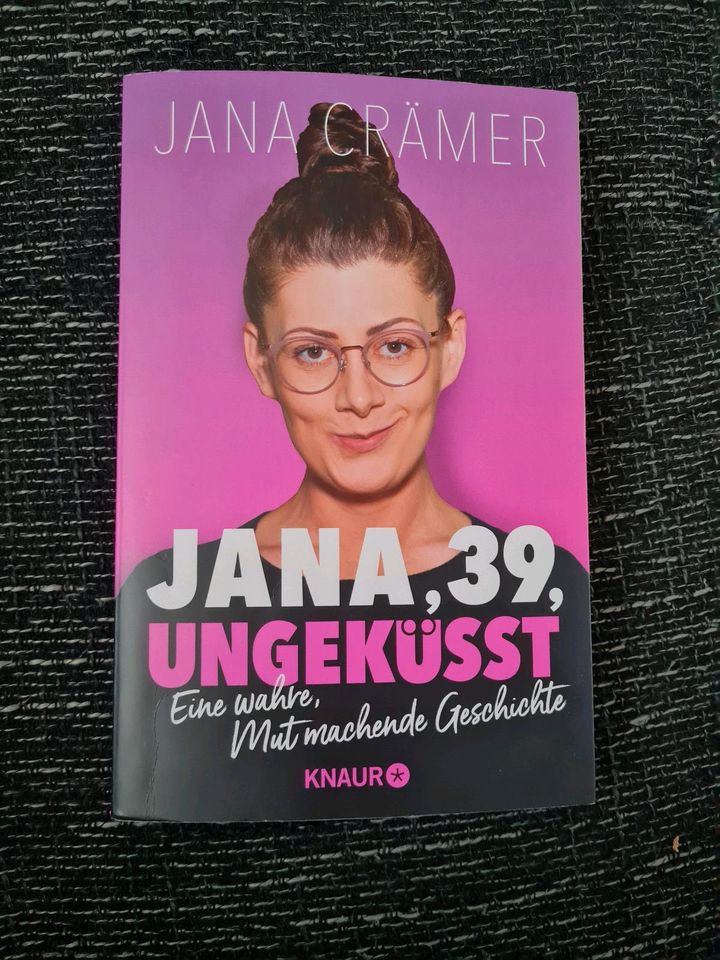 Jana Crämer "Jana,39,ungeküsst" Buch in Eisleben