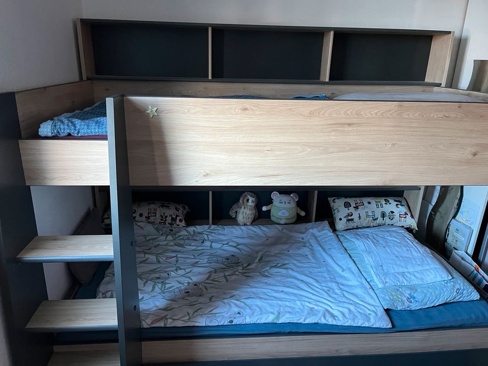 Schönes Etagenbett *Parisot Tam Tam* neuwertig! in Meckenheim