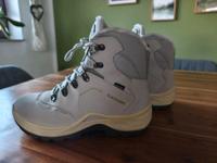 Lowa Winterstiefel Größe 39 Berlin - Pankow Vorschau