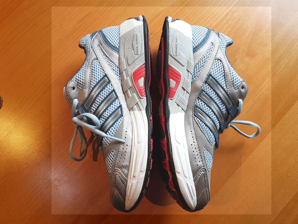 Adidas Response Laufschuhe Sneaker Gr. 8 bzw 39/40 in Tarmstedt