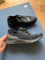 Tamaris 39 Fashletics Sneaker 39 schwarz Turnschuhe Sport Jogging Bayern - Mindelheim Vorschau