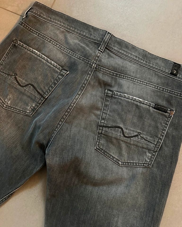 7 For All Mankind Herren Jeans grau Gr. 34 „the Straight“ in Essen