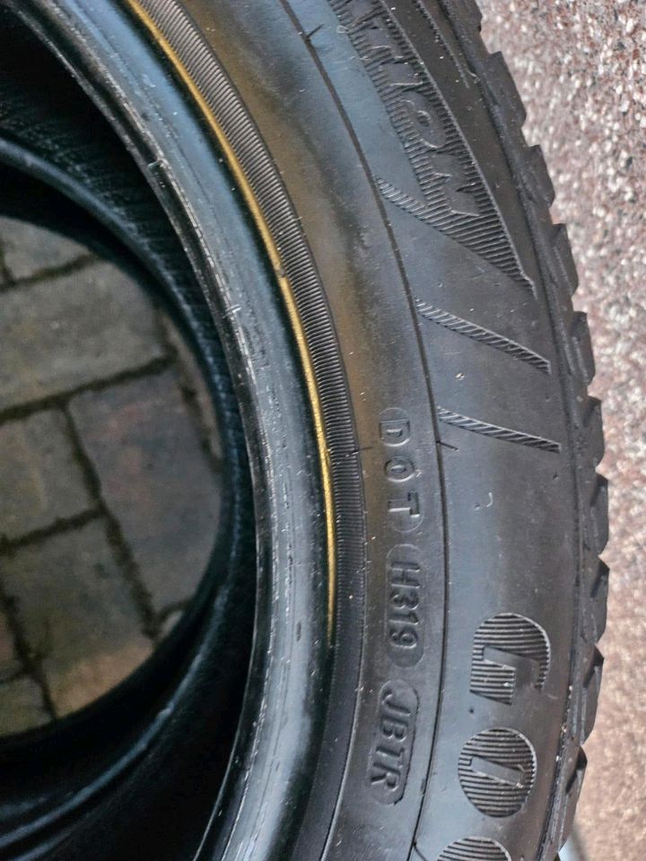 2 Goodyear 4Season 195/55R16 DOT 1319 5mm in Marburg