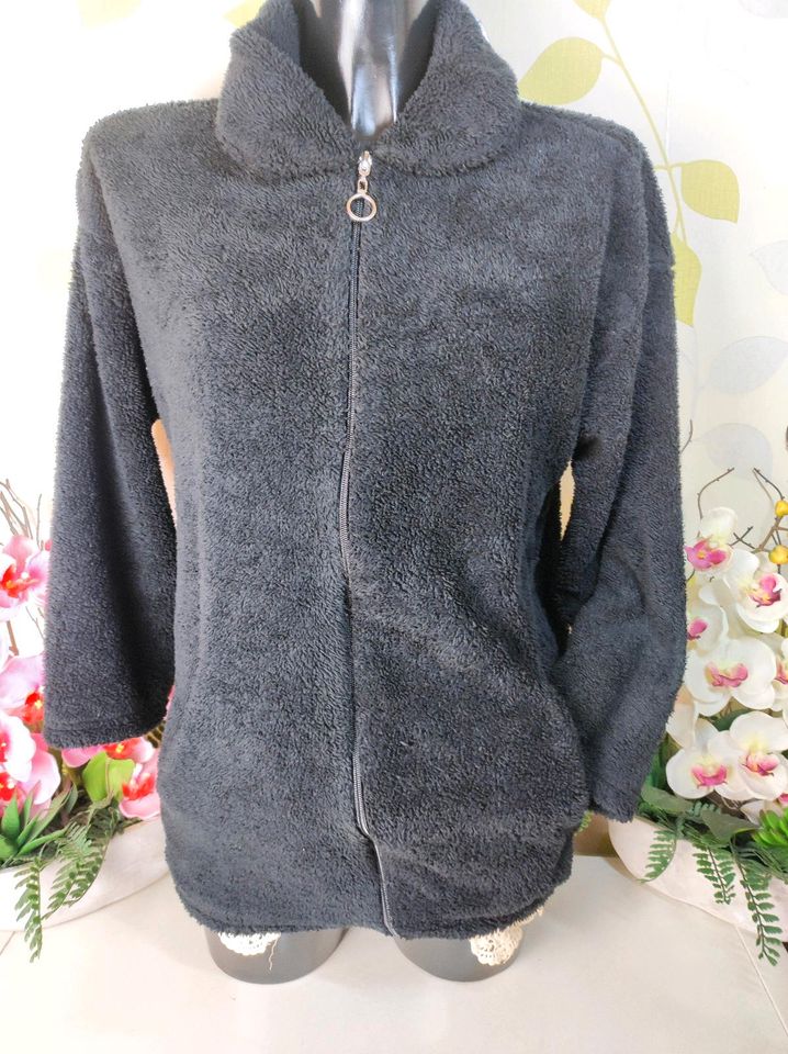 Top! Diamond Fleece Teddyfell Jacke mit Taschen S 36 Schwarz Blac in Übach-Palenberg