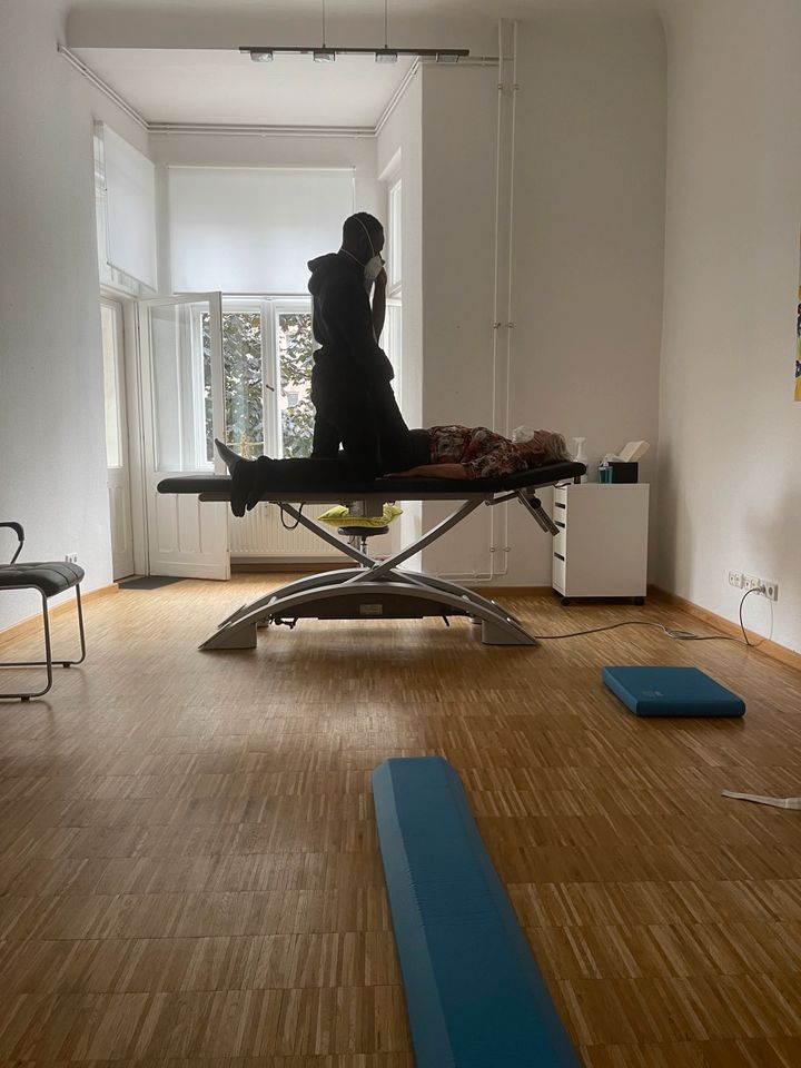 Räume für Osteopathie / Yoga / Psychotherapie / Coaching in Berlin