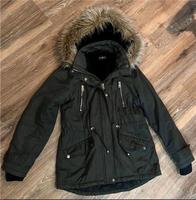 Winterjacke/ Übergangsjacke mit Kapuze Hessen - Willingshausen Vorschau