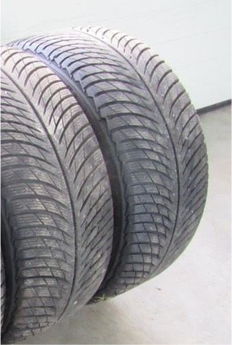 2x Winterreifen 245/40 R20 99W MICHELIN 6mm DOT4021 MwSt. TESLA in Schmidgaden