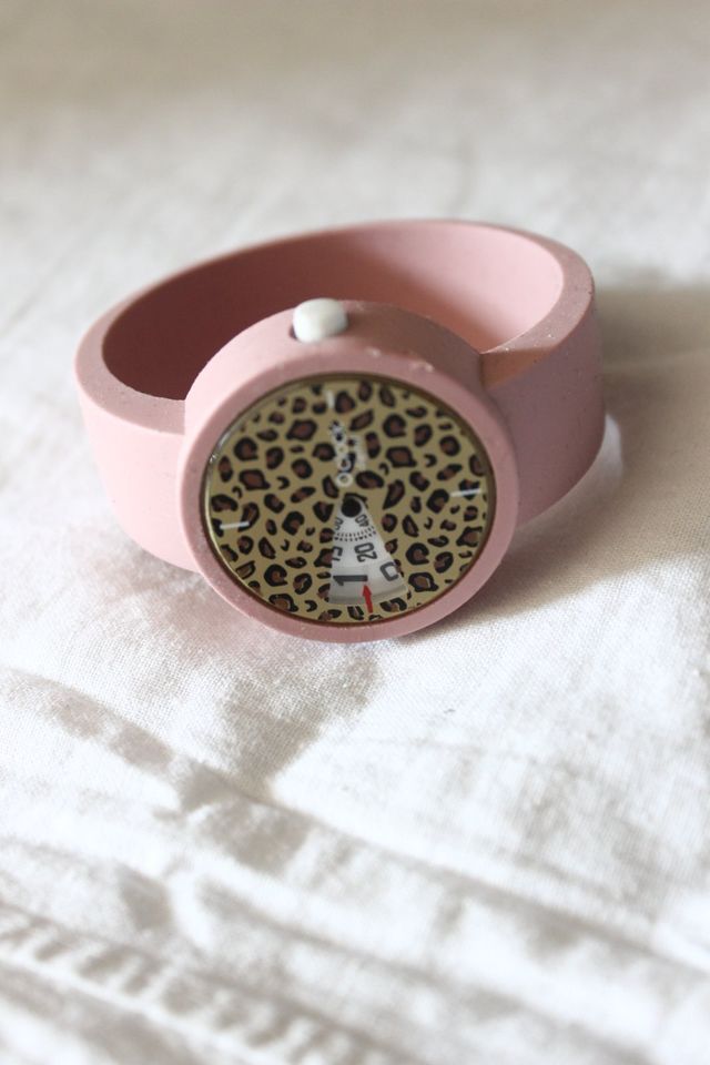 Obag O'clock digital Kinder-uhr Armbanduhr rosa Gummi Leopard in München