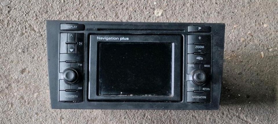Audi Navigation Plus Audi Navigation Plus 4B0035192M Radio Doppel in Wriezen
