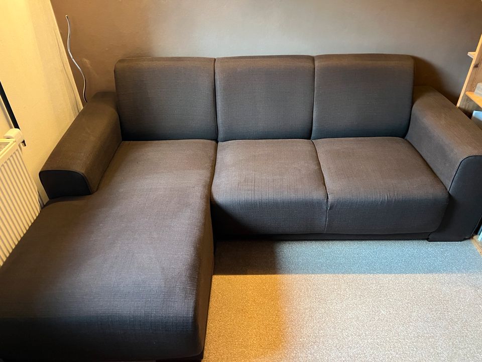 3-Sitz-Sofa mit Ausleger zum liegen (links) in Bad Driburg