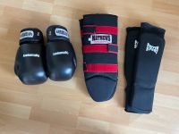 Boxen Kickboxen Boxhandschuhe Schienbeinschoner Schutz Mülheim - Köln Holweide Vorschau