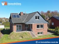 Einfamilienhaus mit Ausbaureserve und Baugrundstück - sofort verfügbar! Schleswig-Holstein - Owschlag Vorschau