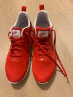 Nike Air Max Tavas Sneaker rot 45,5 neu München - Untergiesing-Harlaching Vorschau