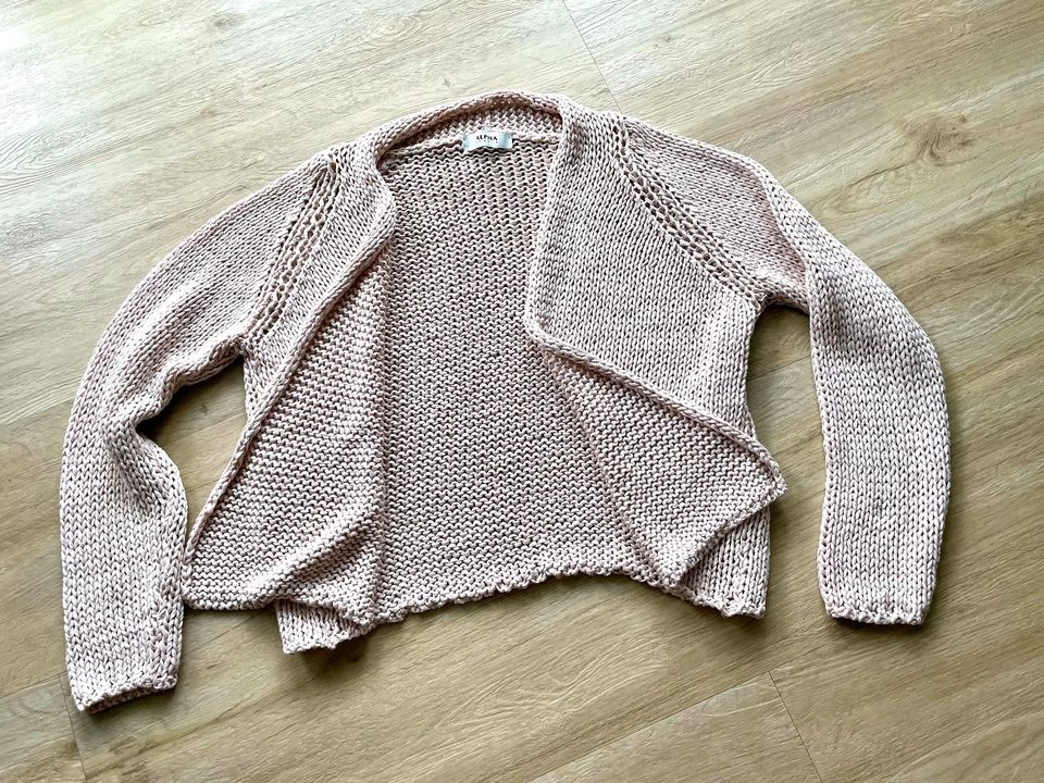 ☆ Strickjacke ☆ von ALPHA Studio ☆ in Köln