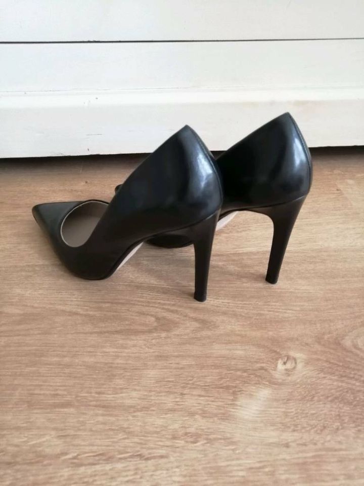 Neue Zara Pumps spitz High Heels schwarz 37 in Innenstadt - Köln Altstadt |  eBay Kleinanzeigen ist jetzt Kleinanzeigen