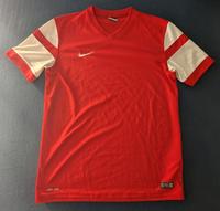 Nike Trikot in Größe M zu verkaufen Bayern - Karlsfeld Vorschau