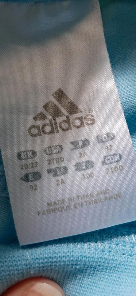 Adidas Pullover in Hagen im Bremischen