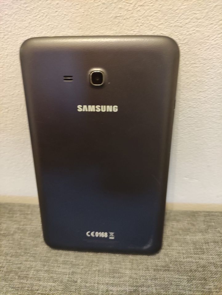 Samsung Galaxy Tab 3 Lite 8GB schwarz WiFi SM-T110 Android 7 Zoll in Frankfurt am Main