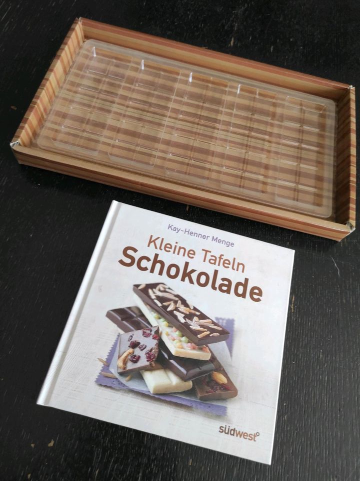 Kochbuch Kleine Schokoladentafeln mit Form in Bad Oeynhausen