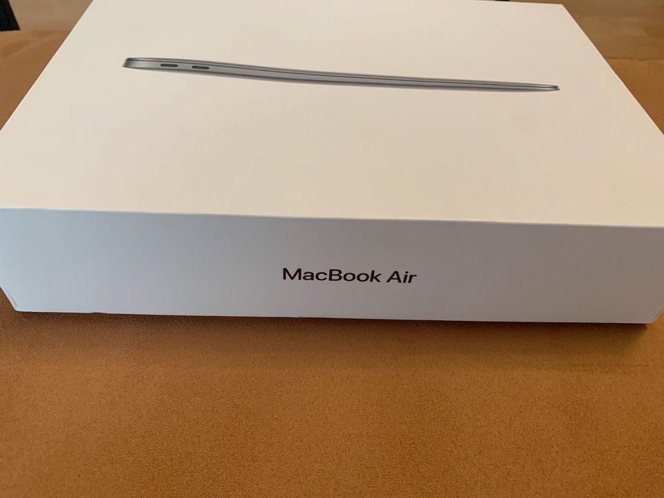 Apple MacBook Air 2019 (Retina) in Celle
