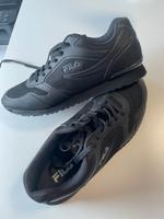 FILA Herren Sneaker Schuhe schwarz 44,5 NEU Hessen - Nidda Vorschau