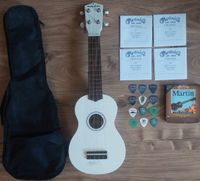 Harley Benton Ukulele weiss inkl. Zubehör Bayern - Fürth Vorschau